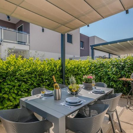 Casa Rose Villa Novigrad Istria Eksteriør billede
